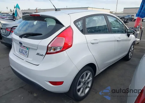 2019 Ford Fiesta Se z USA, uszkodzony, nr VIN 3FADP4EJ7KM133883
